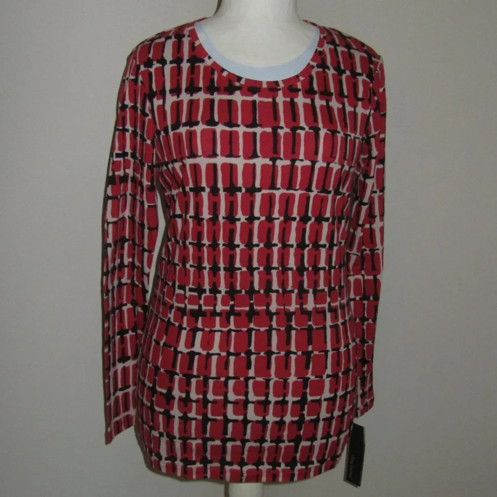 Women's daisy Fuentes long sleeve top. Size L NWT.